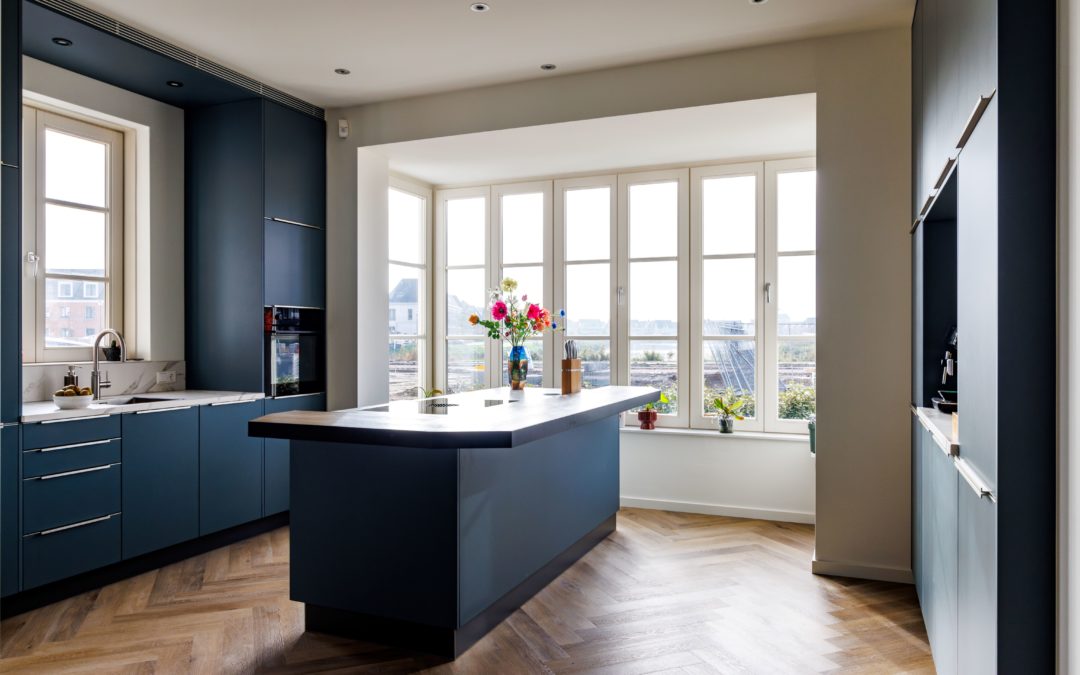 Moderne keuken in nieuwbouwwoning